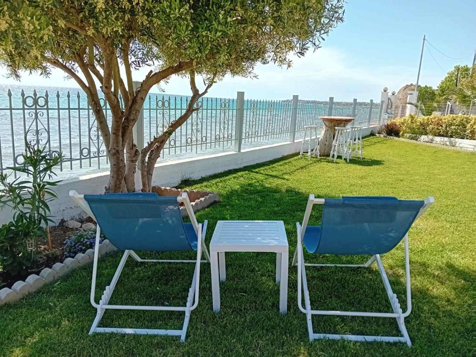 Beachfront Villa Athina Vergia Exterior photo